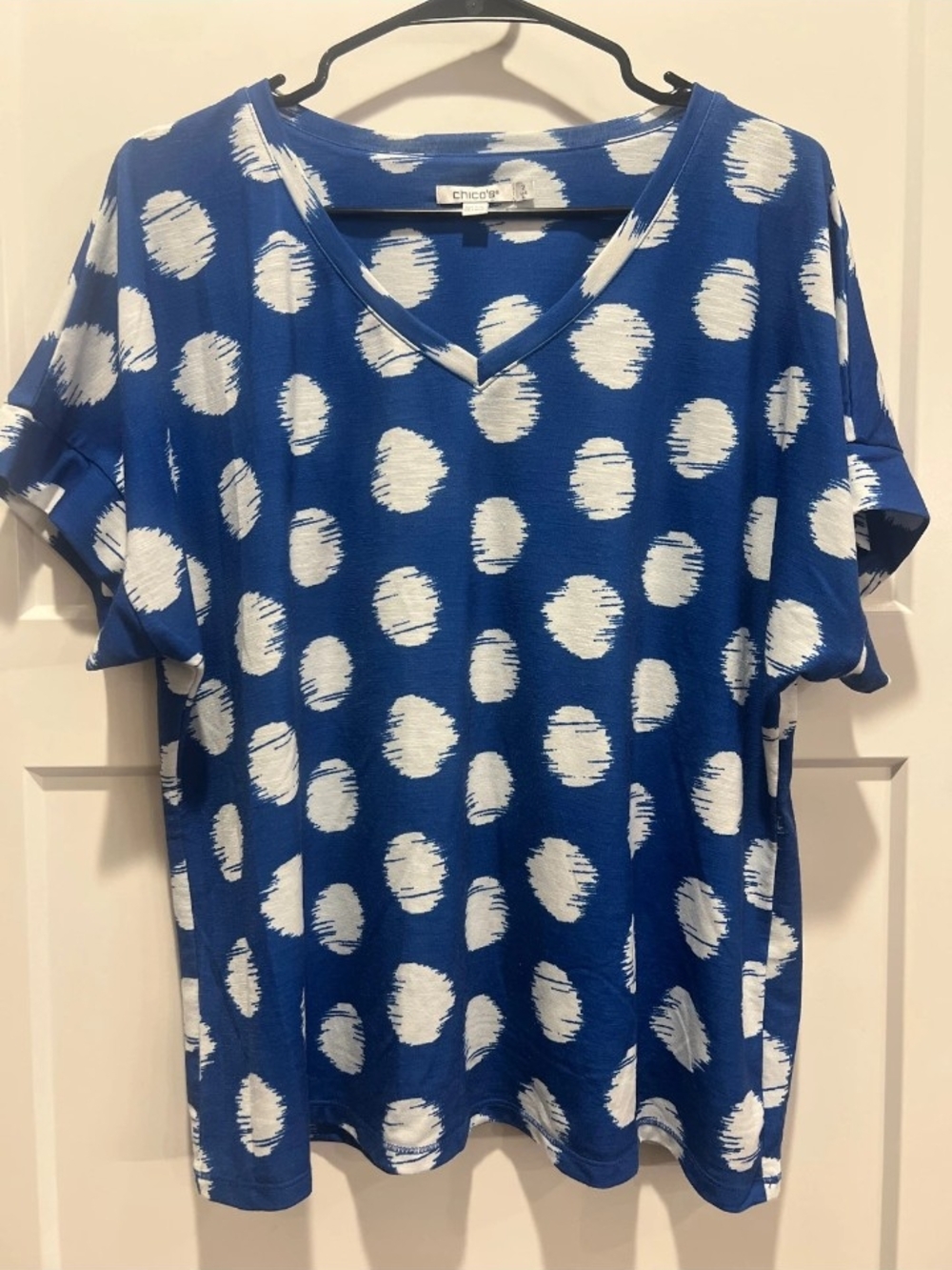 Chico's Royal Blue V-Neck Polka Dot Short Sleeve Top